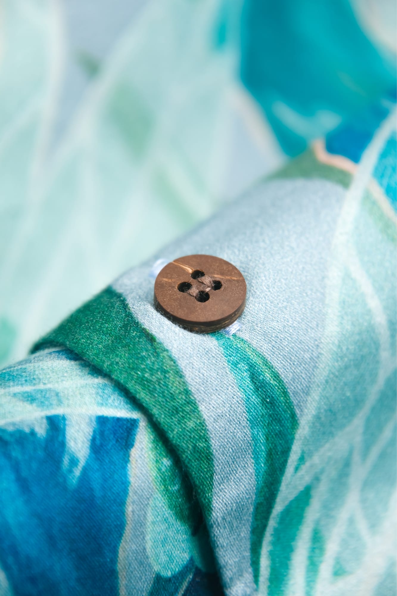 Hawaiian Party Print Shirt for Men - Image 4