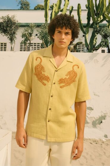 Tiger Embroidery Half Sleeve Shirt for Men